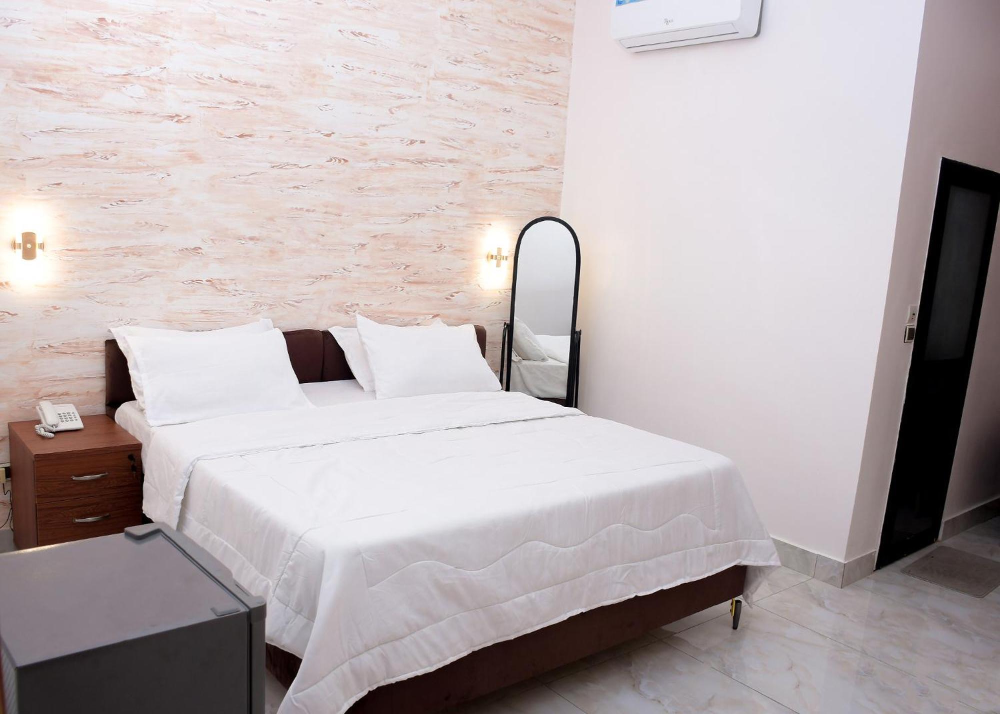 Hotel Mavilla Kotonu Zewnętrze zdjęcie